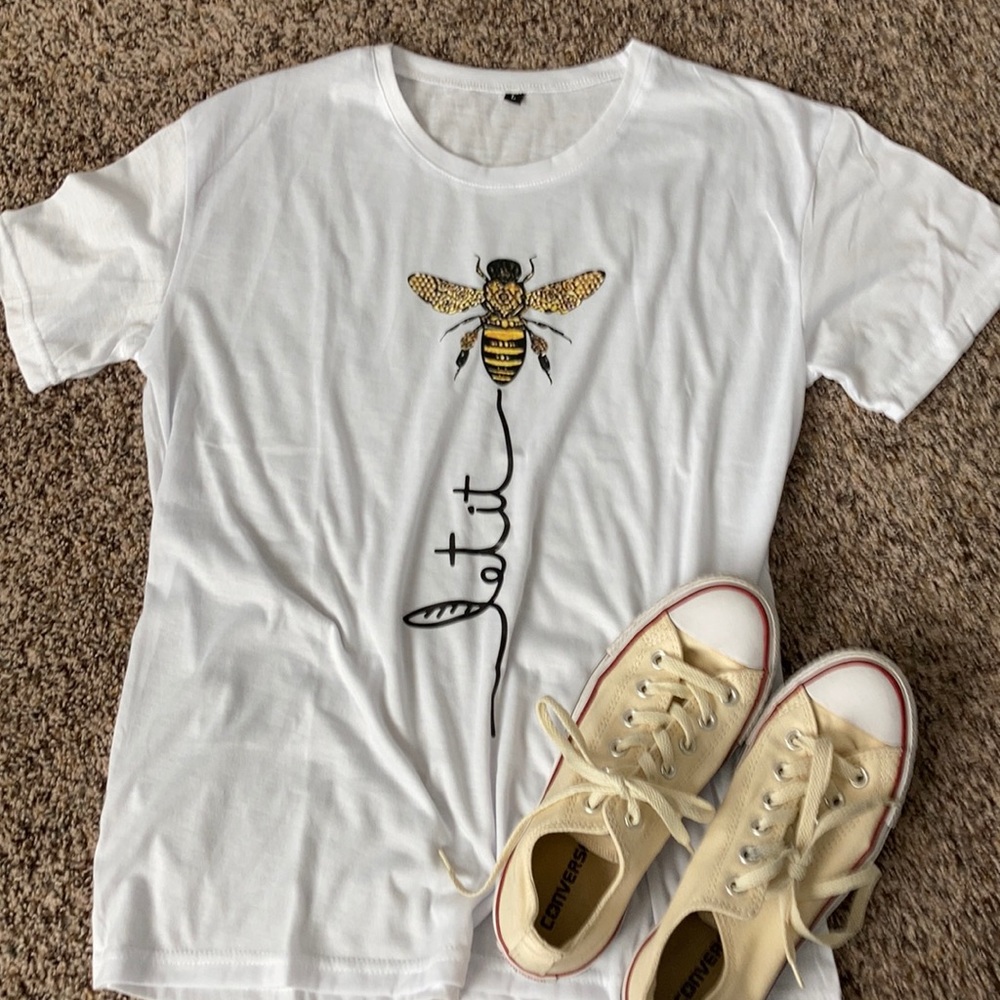 Let it 🐝 tee!